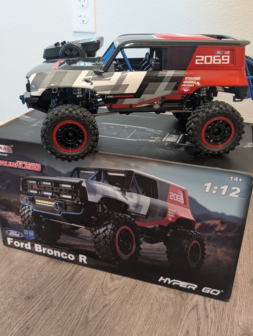 BRAND NEW MJX Hyper Go 1:12 Brushless Ford Bronco R RC Truck